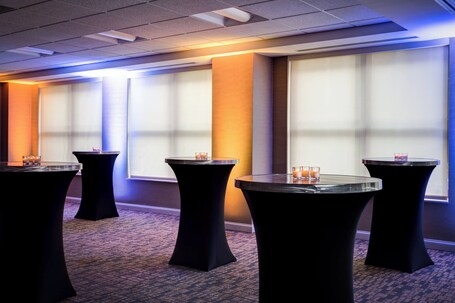 Residence Inn by Marriott Washington, DC Downtown - Image 23