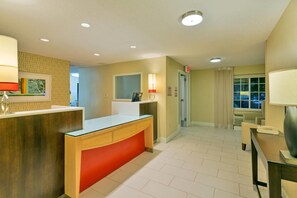 Lobby - MainStay Suites Orlando Altamonte Springs (Altamonte Springs)