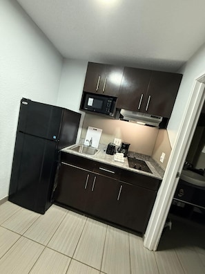 Fridge, microwave, coffee/tea maker