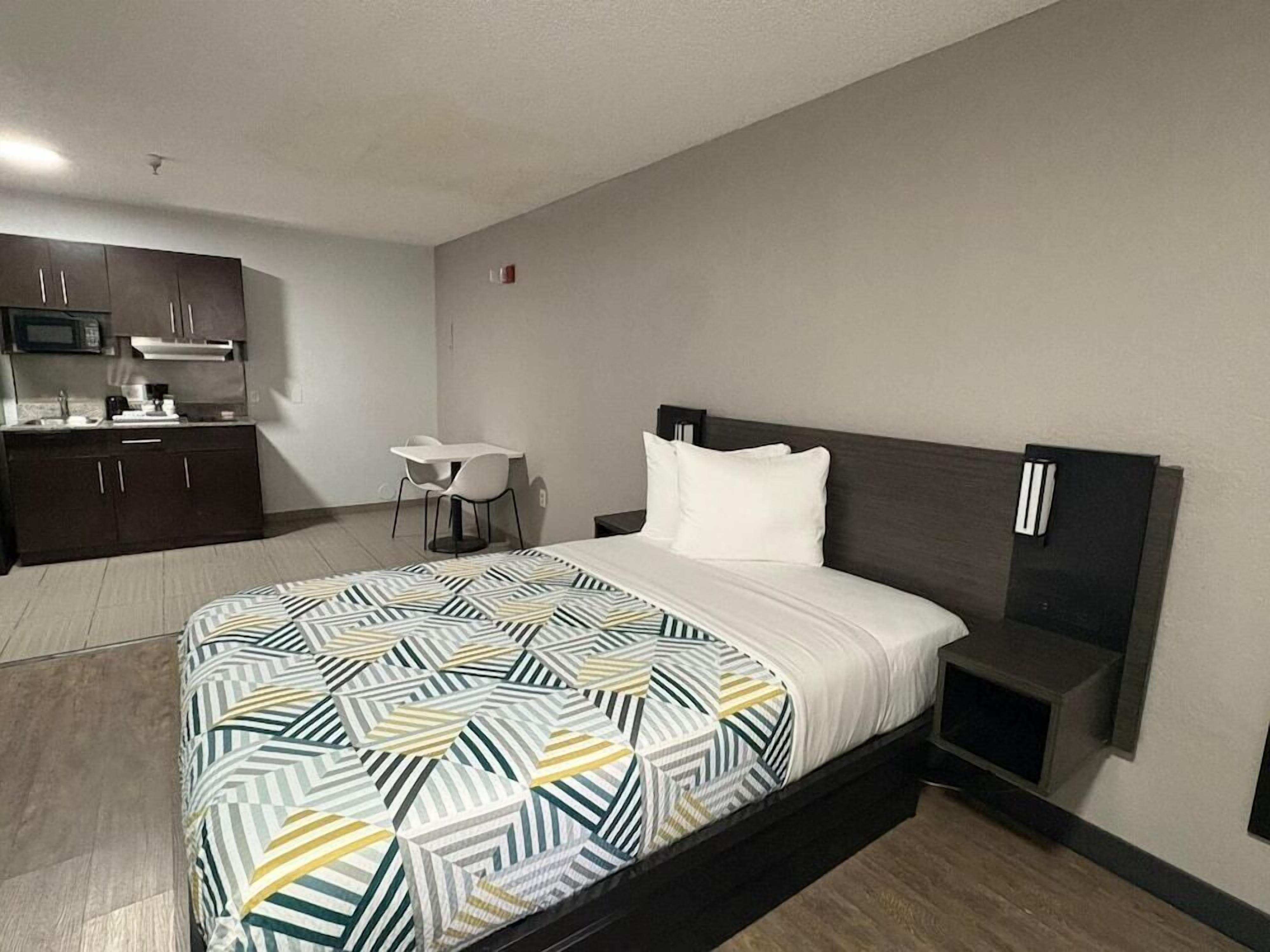 Iron/ironing board, WiFi, bed sheets, alarm clocks