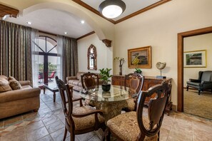 Suite, Multiple Beds, Non Smoking, Balcony