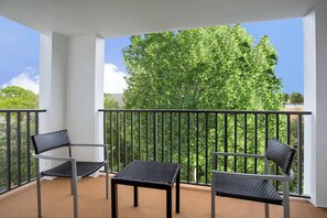 Suite, 1 Bedroom | In-room safe, desk, iron/ironing board, free cribs/infant beds