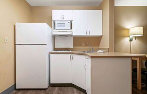 Fridge, microwave, stovetop