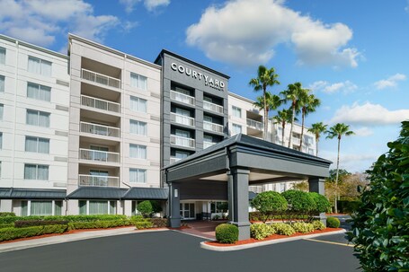 Courtyard by Marriott Orlando Downtown - Image 13