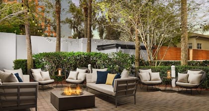 Courtyard by Marriott Orlando Downtown