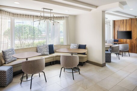 Courtyard by Marriott Orlando Downtown - Image 26
