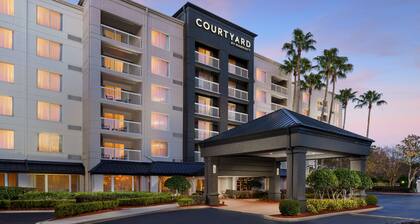 Courtyard by Marriott Orlando Downtown