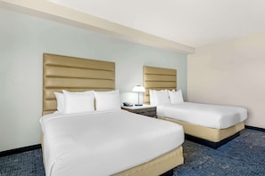 Family Suite, 2 Queen Beds, Non Smoking, Refrigerator & Microwave (with Sofabed) | Hypo-allergenic bedding, pillowtop beds, in-room safe, laptop workspace