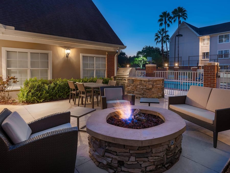 Kawasan BBQ/berkelah