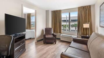 Desk, iron/ironing board, free WiFi, bed sheets