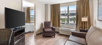 Extended Stay America Suites West Palm Beach Northpnt Corpor