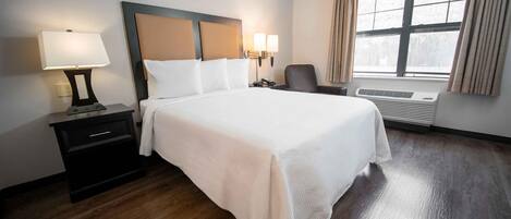 Desk, iron/ironing board, free WiFi, bed sheets