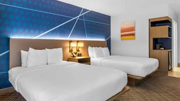 Egyptian cotton sheets, premium bedding, pillowtop beds, desk