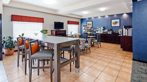 Best Western Hiram Inn & Suites