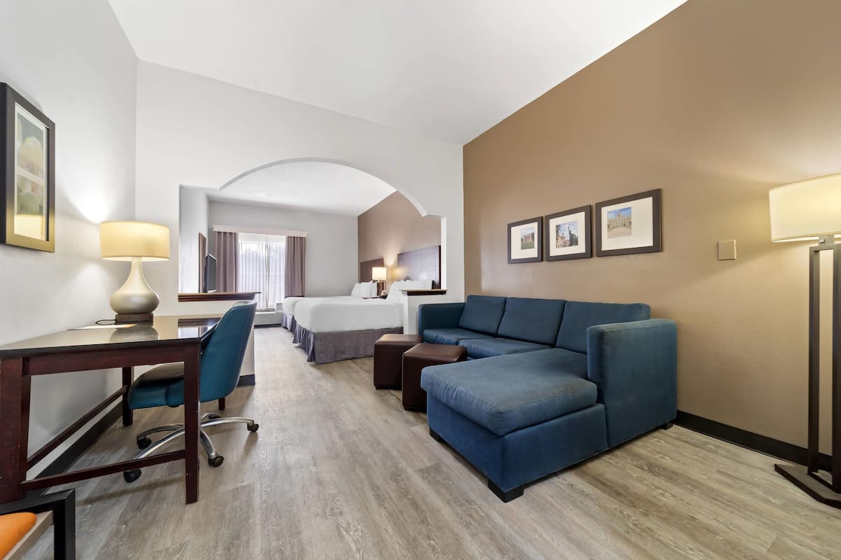 desk, blackout curtains, iron/ironing board, free wifi