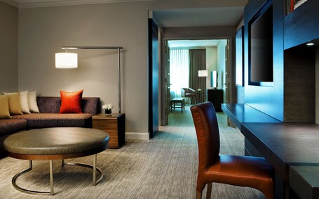 Hyatt Centric Chicago Magnificent Mile - Image 28
