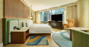 Deluxe Room, 1 King Bed with Sofa bed, Corner | Premium bedding, pillowtop beds, in-room safe, desk
