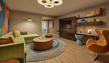 Suite, 1 Bedroom | Premium bedding, pillowtop beds, in-room safe, desk at Hyatt Centric Chicago Magnificent Mile