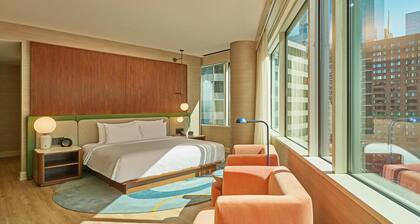 Hyatt Centric Chicago Magnificent Mile