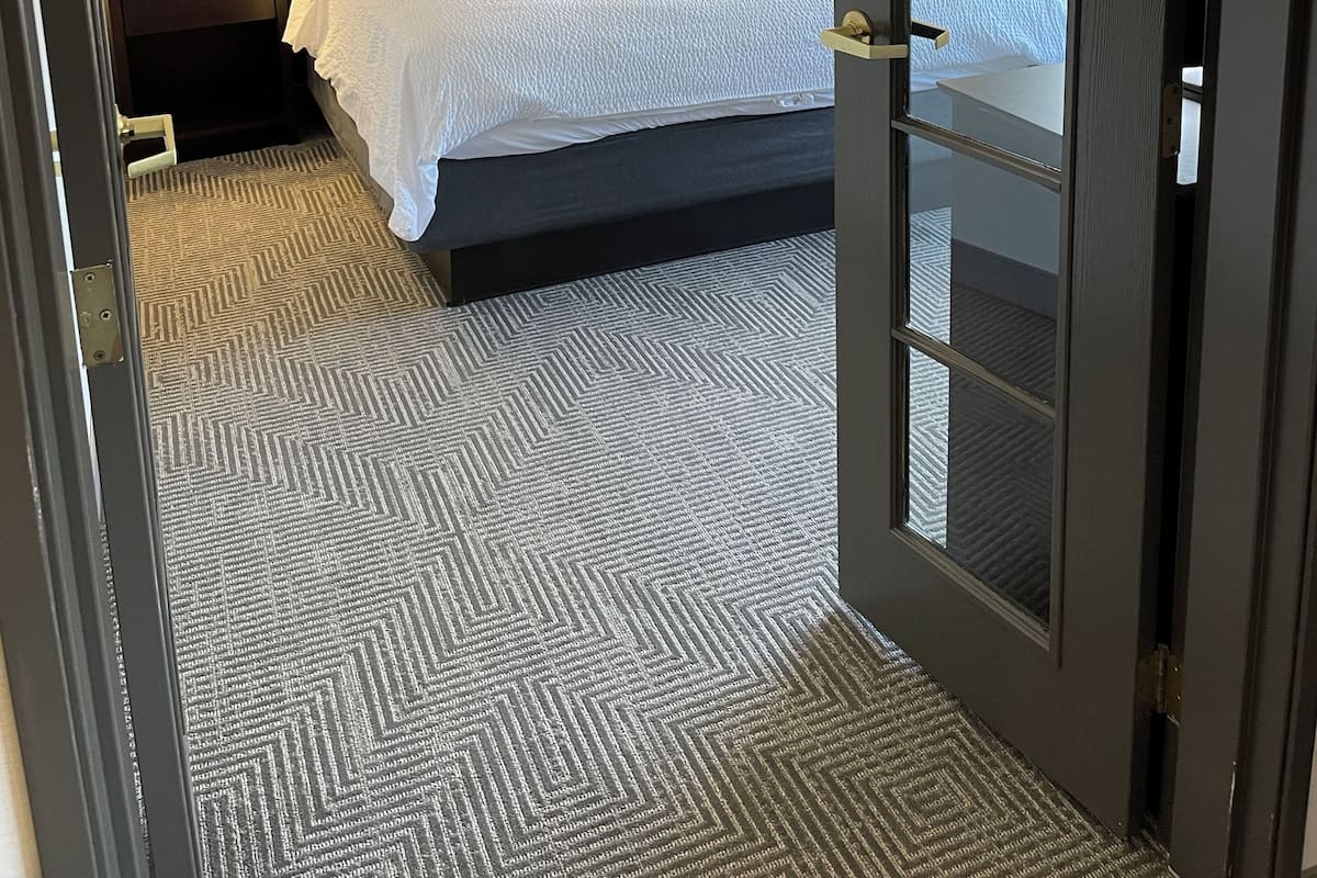 Premium bedding, in-room safe, desk, iron/ironing board