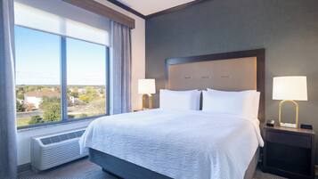 Literie de qualité supérieure, coffres-forts dans les chambres, bureau