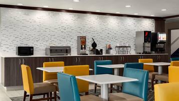 Petit déjeuner continental compris tous les jours