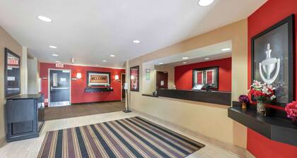 Extended Stay America Suites Indianapolis Airport