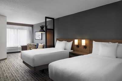 Hyatt Place Indianapolis Airport