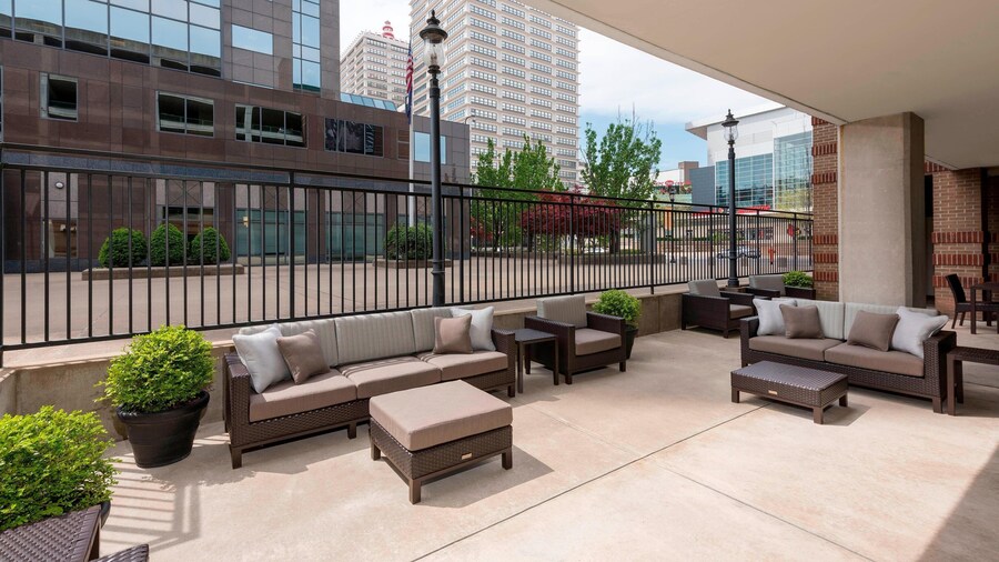 Courtyard Louisville Downtown