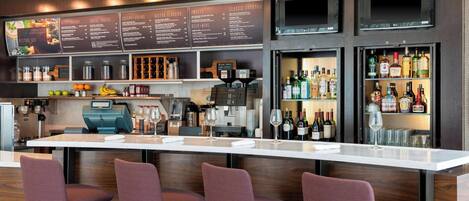 Bar (en la propiedad)