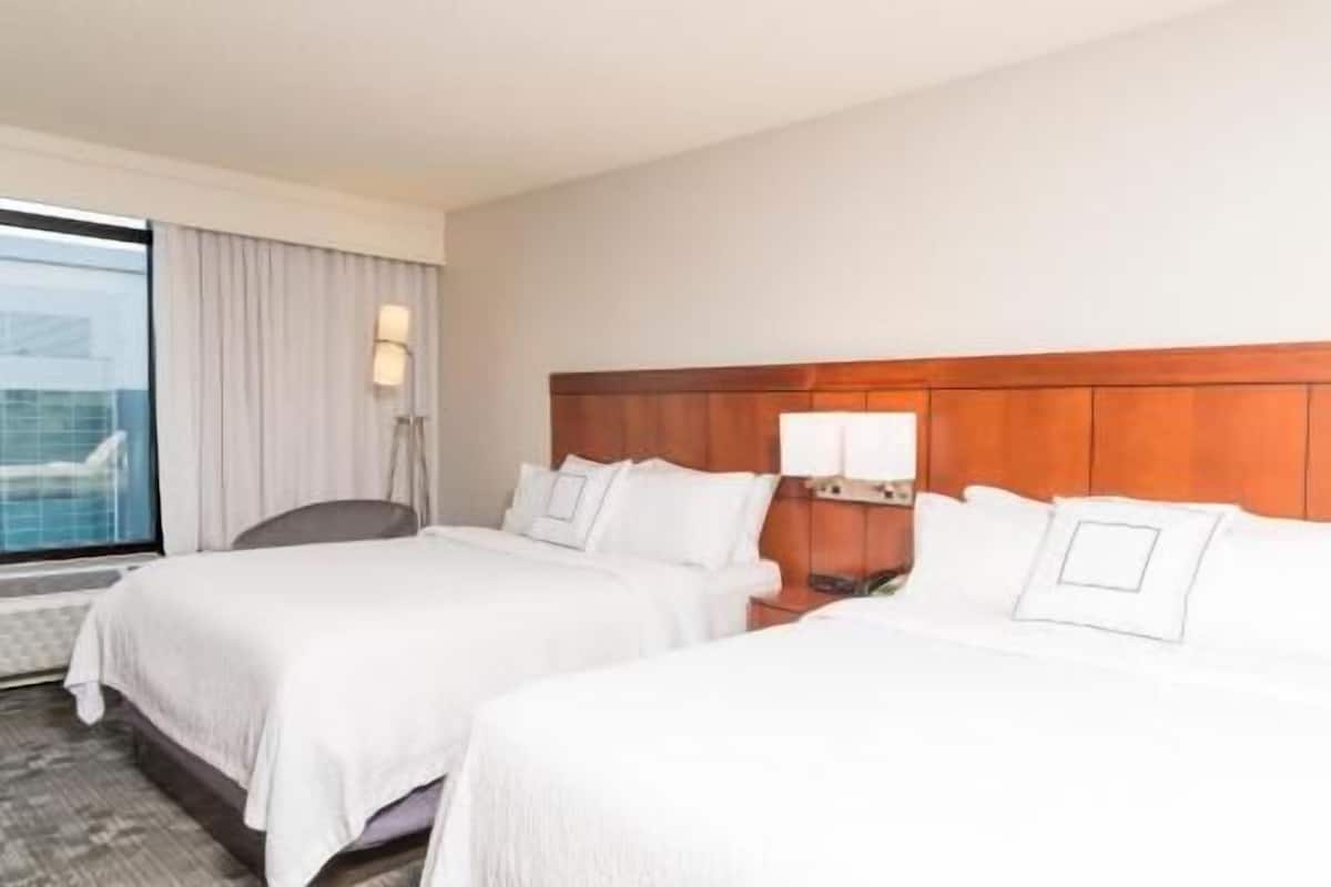 Hypo-allergenic bedding, in-room safe, desk, iron/ironing board