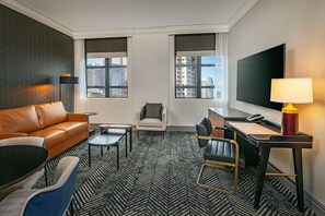 42-inch flat-screen TV with cable channels, TV, books - The Dagny Boston (Boston)