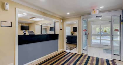 Extended Stay America Suites Boston Waltham 52 4th Ave