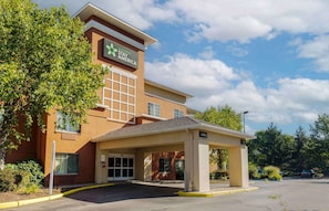 Exterior - Extended Stay America Suites Boston Waltham 52 4th Ave (Waltham)