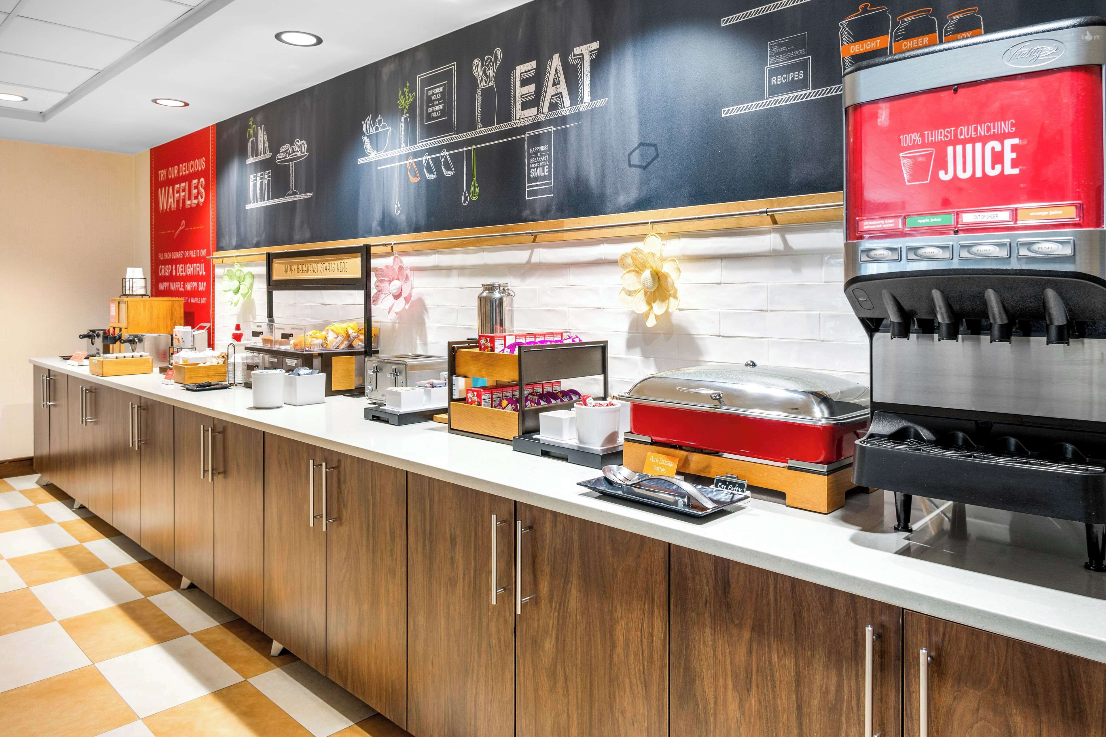 free daily on-the-go breakfast