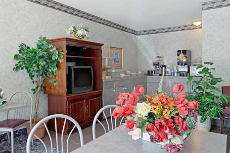 Desayuno continental incluido todos los días