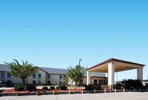 View from property - Columbia Inn & Suites (Columbia)