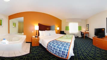 Sengetøy av topp kvalitet, senger med overmadrass og skrivebord