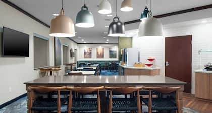 Fairfield Inn & Suites by Marriott - Jefferson City