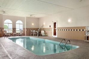 Indoor pool, pool loungers