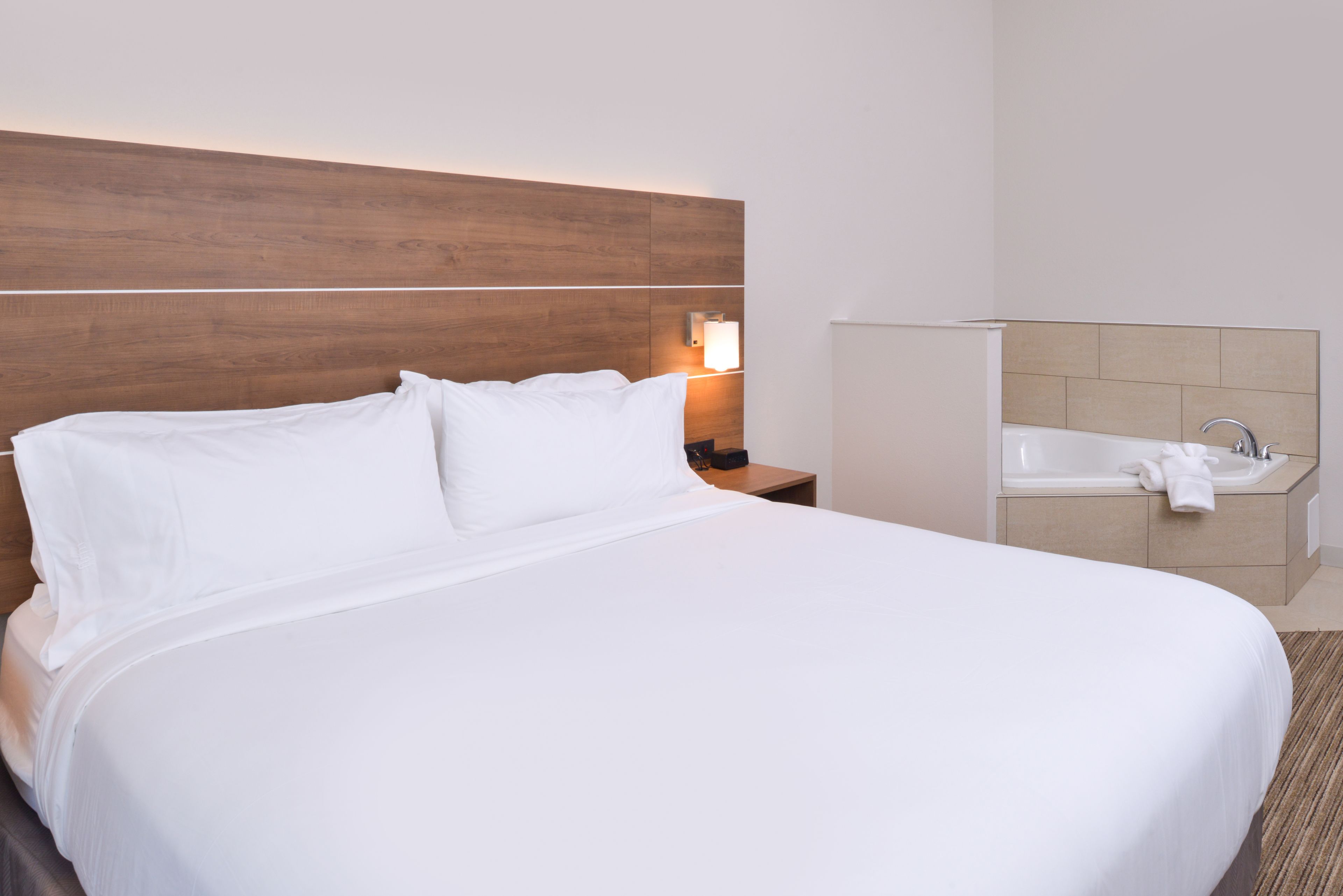 1 bedroom, desk, laptop workspace, blackout curtains