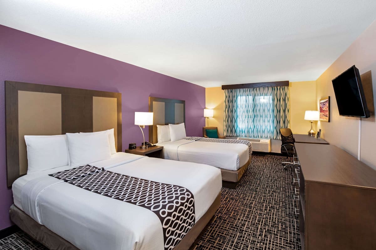 Room, 2 Queen Beds, Non Smoking
