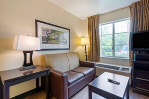 Desk, iron/ironing board, free WiFi, bed sheets - Extended Stay America Suites Piscataway Rutgers University (Piscataway)