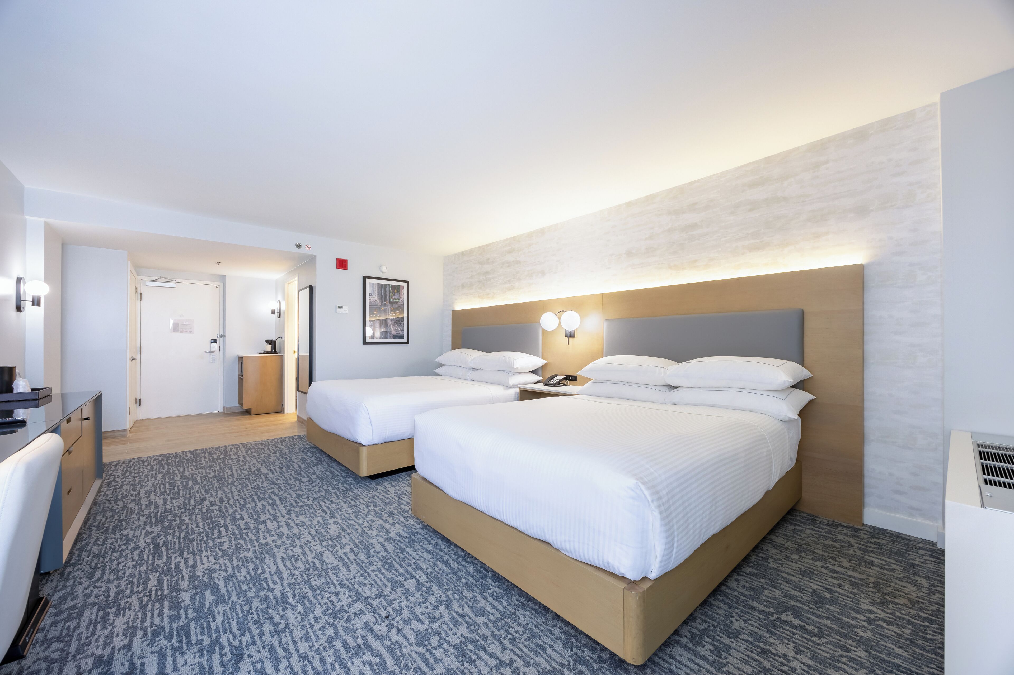 Foto - DoubleTree by Hilton New York JFK Airport