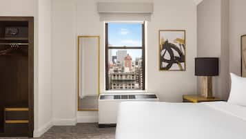 Room, 1 Double Bed | In-room safe, desk, laptop workspace, blackout drapes