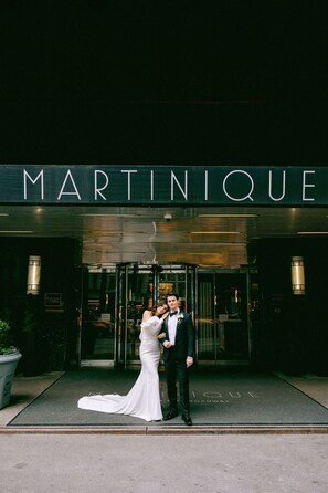 Exterior - Martinique New York on Broadway, Curio Collection by Hilton (New York)