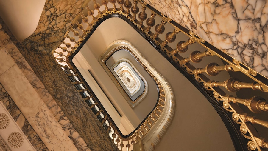 Martinique New York on Broadway, Curio Collection by Hilton