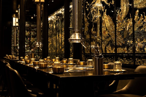 Restaurant - Martinique New York on Broadway, Curio Collection by Hilton (New York)