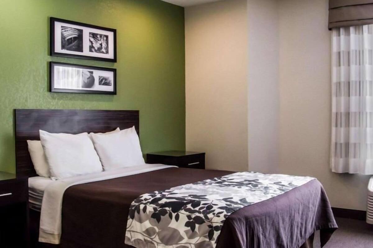 طراز فريد لكل وحدة ومكتب وستائر تعتيم ومكواة/لوح كي