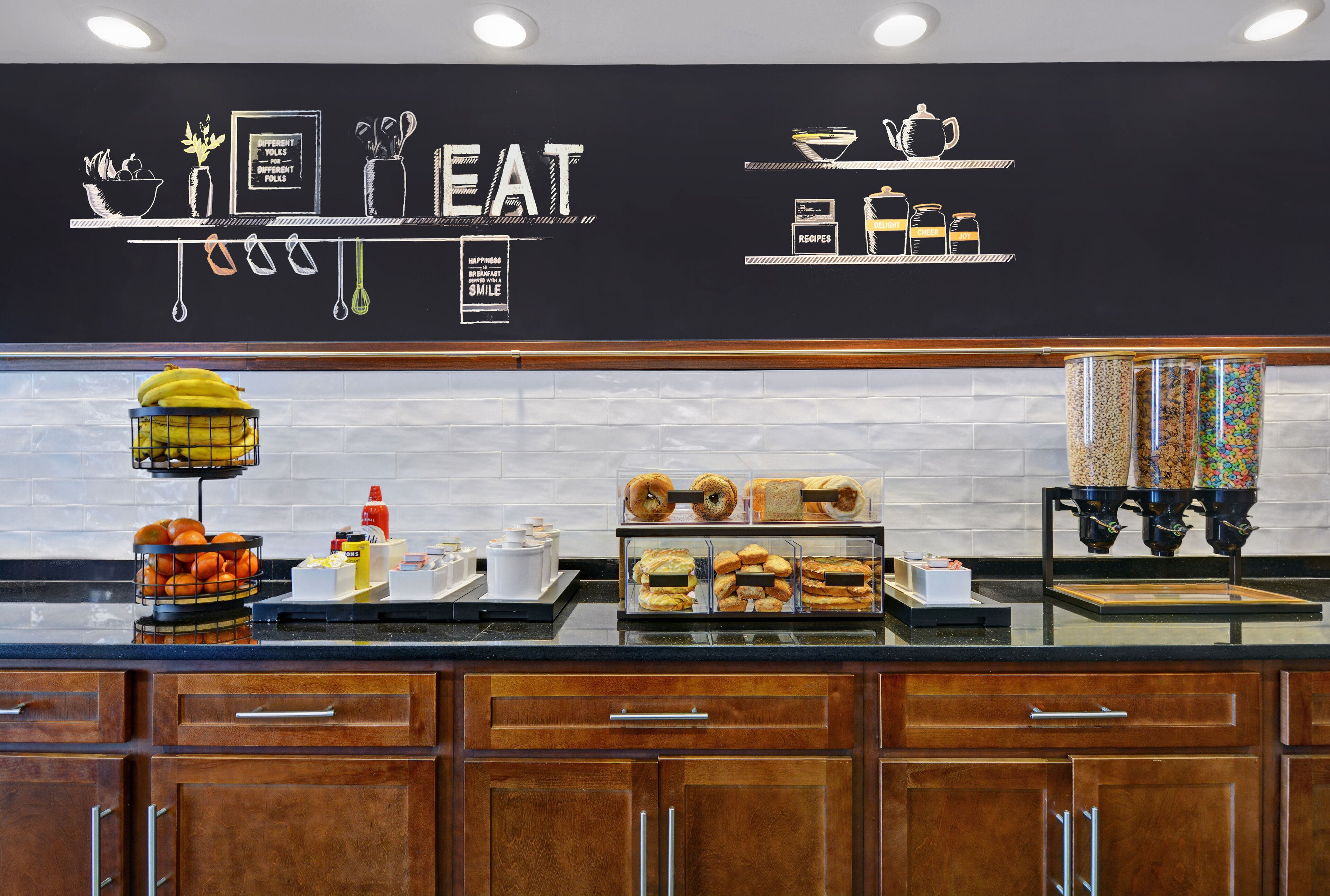 free daily continental breakfast